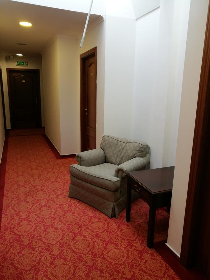 Opera Loft Rooms And Apartments Budapeste Exterior foto