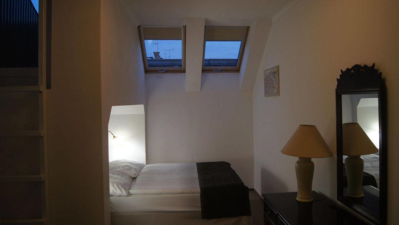 Opera Loft Rooms And Apartments Budapeste Exterior foto